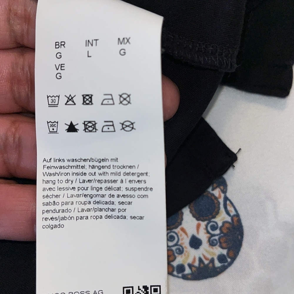 Boss Men's Slim-Fit Polo Shirt size Large.  Excellent condition. - Picture 7 of 7